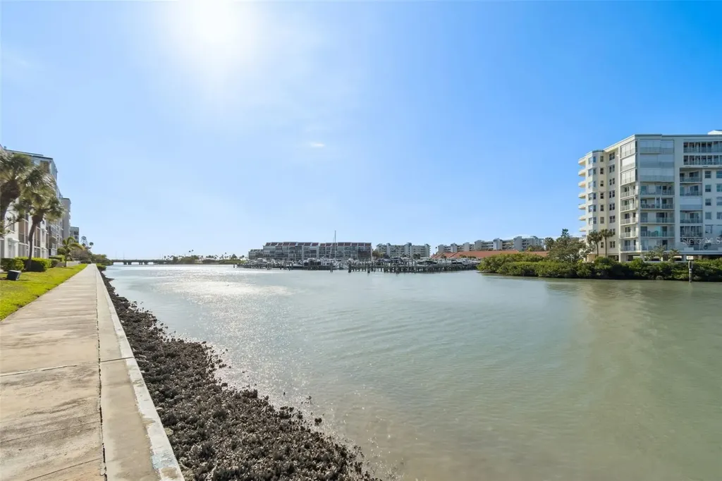 7930 Sun Island Drive S South Pasadena FL 33707