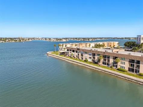 7930 Sun Island Drive S South Pasadena FL 33707