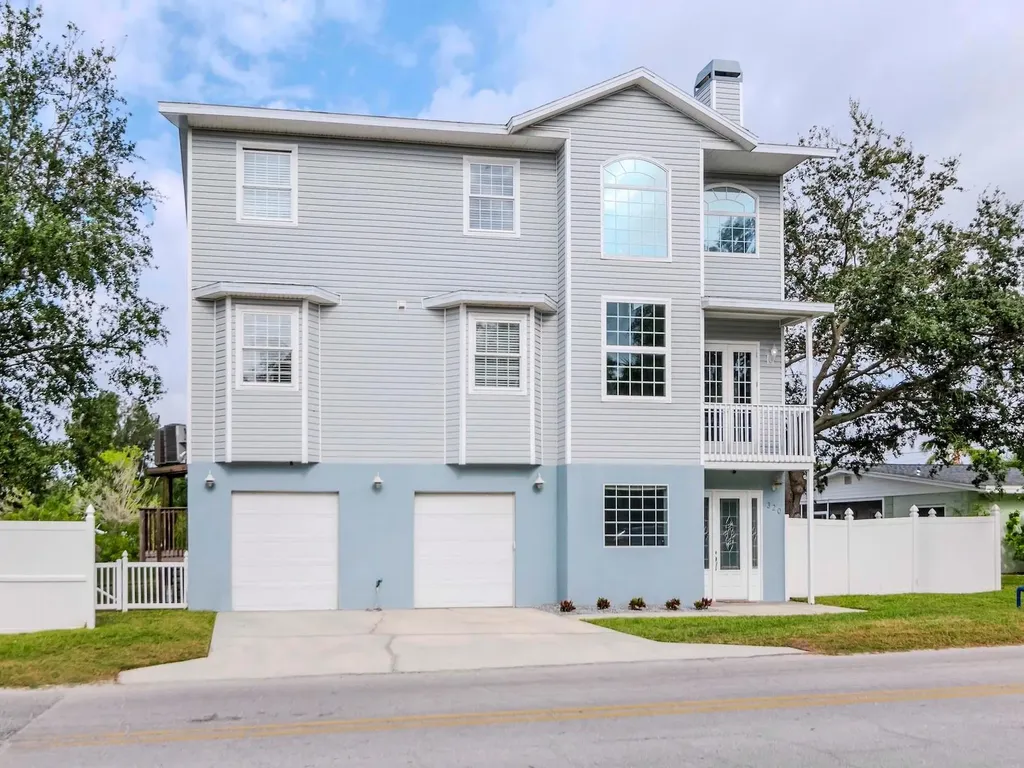 320 Georgia Avenue Crystal Beach FL 34681