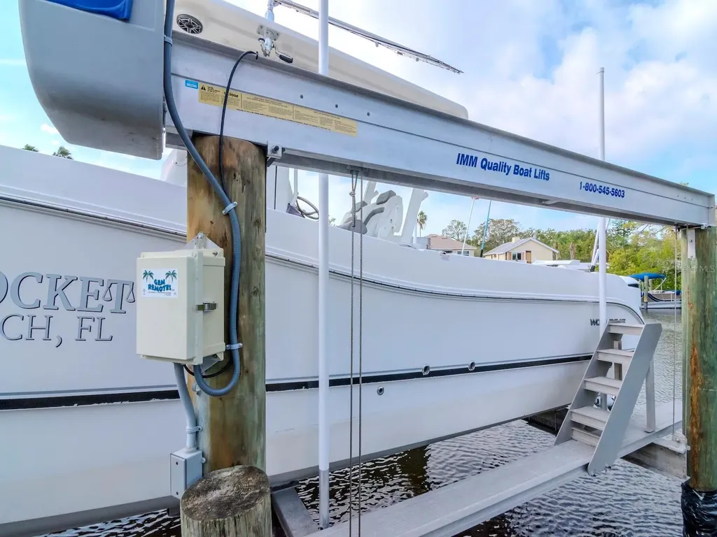 320 Georgia Avenue Crystal Beach FL 34681