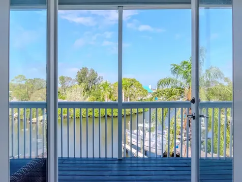 320 Georgia Avenue Crystal Beach FL 34681