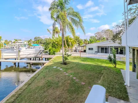 320 Georgia Avenue Crystal Beach FL 34681