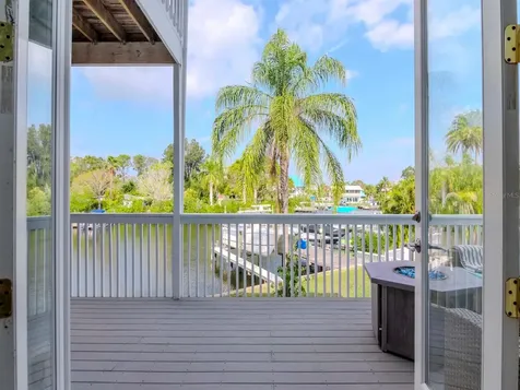320 Georgia Avenue Crystal Beach FL 34681