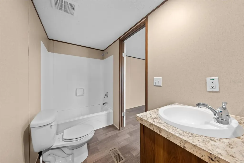 411 Lagoon Court Kenansville FL 34739