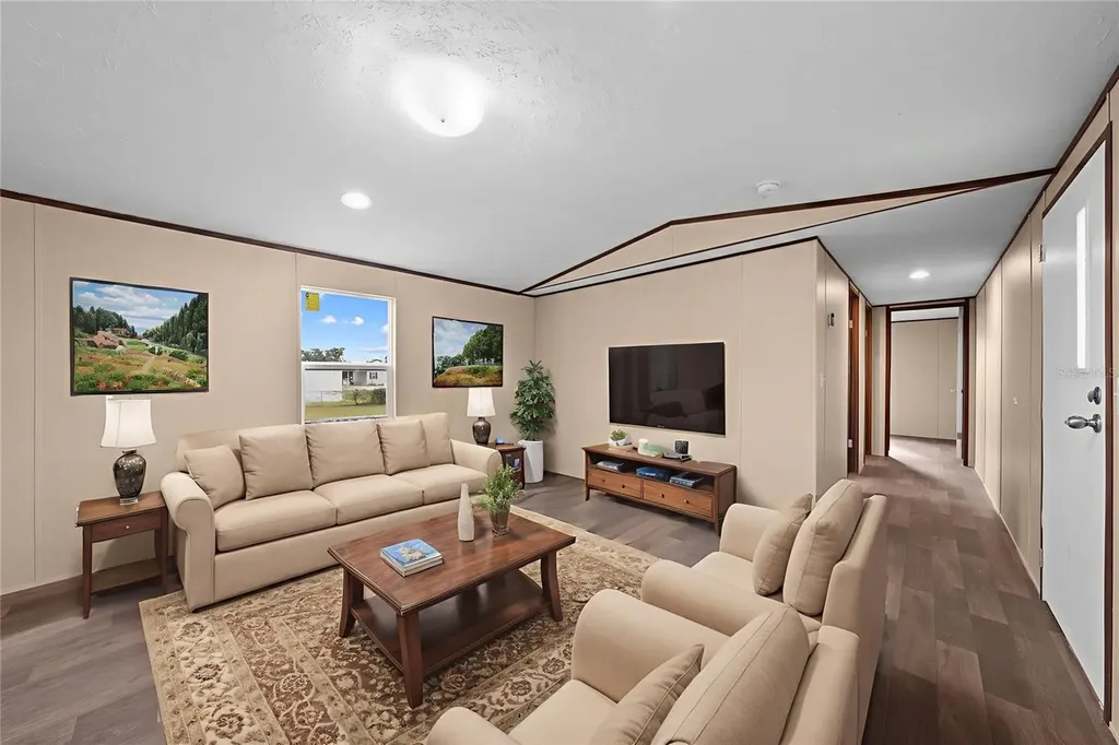 411 Lagoon Court Kenansville FL 34739