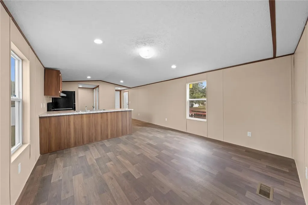 411 Lagoon Court Kenansville FL 34739