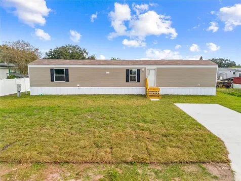 411 Lagoon Court Kenansville FL 34739