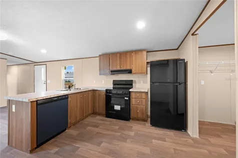 411 Lagoon Court Kenansville FL 34739