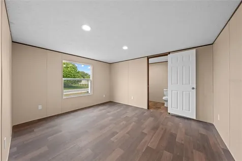 411 Lagoon Court Kenansville FL 34739