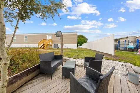 411 Lagoon Court Kenansville FL 34739