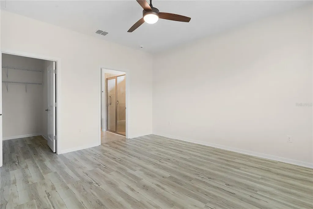 5420 Sunshine Drive Wildwood FL 34785