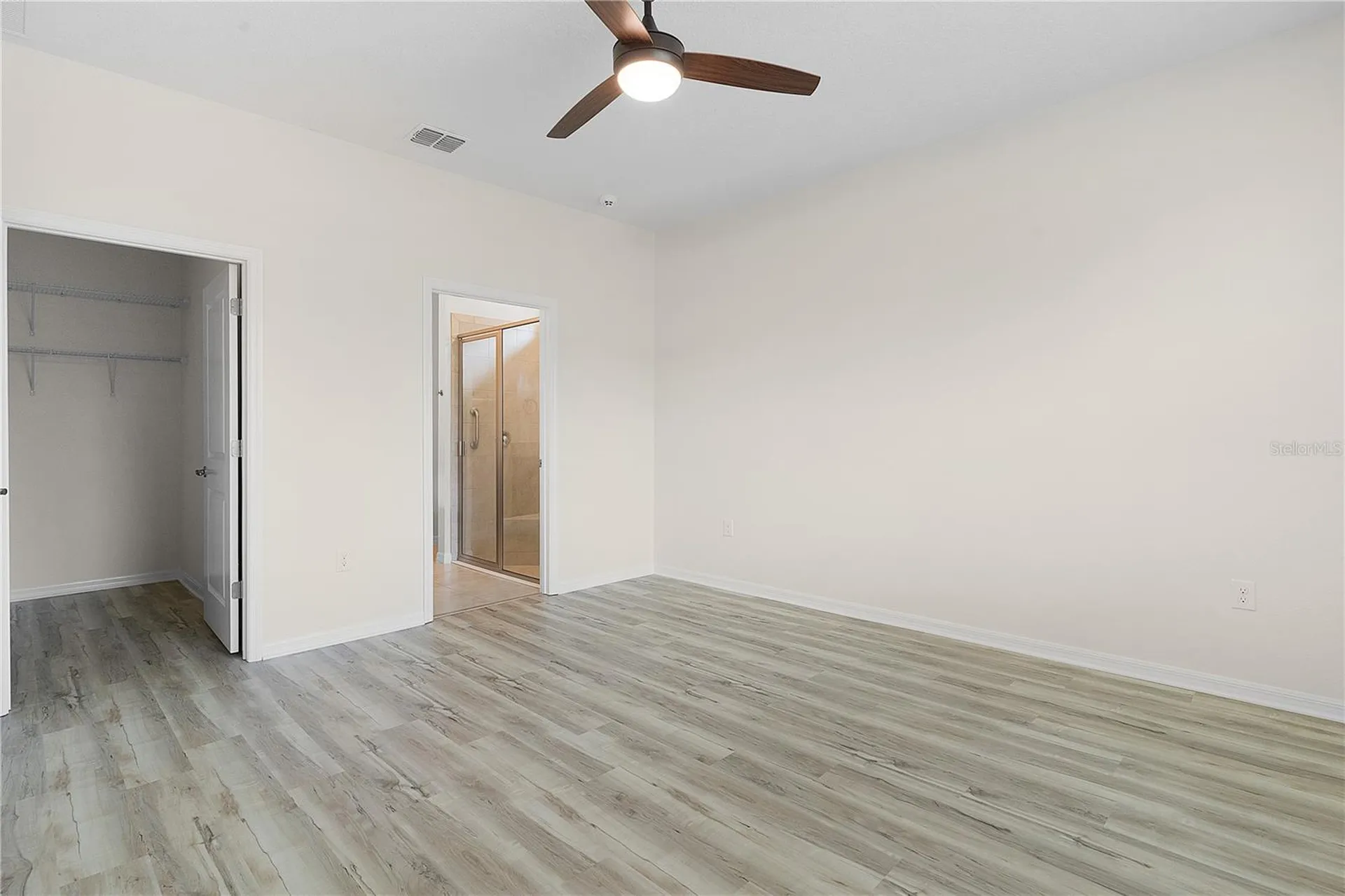 5420 Sunshine Drive Wildwood FL 34785