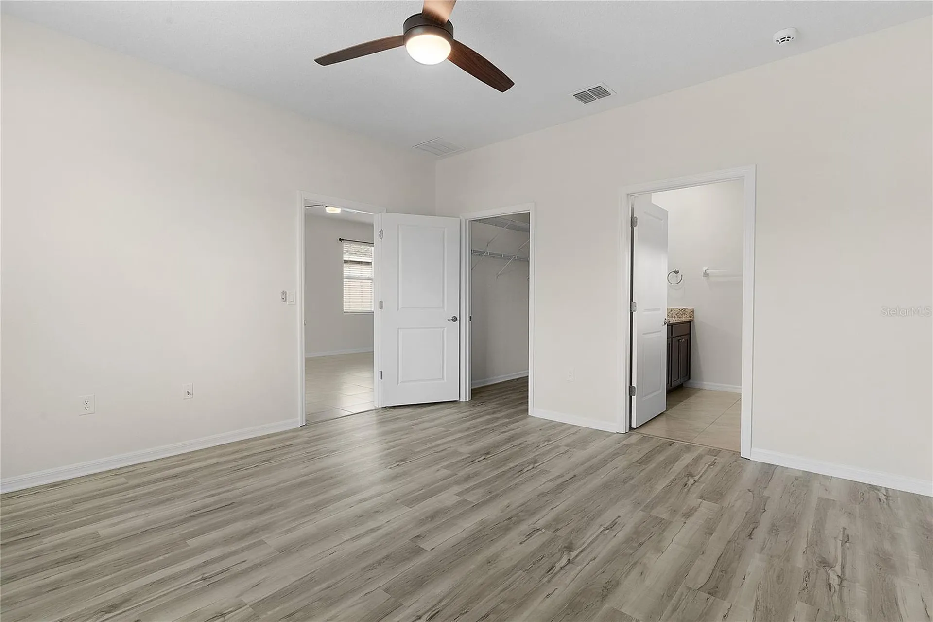 5420 Sunshine Drive Wildwood FL 34785
