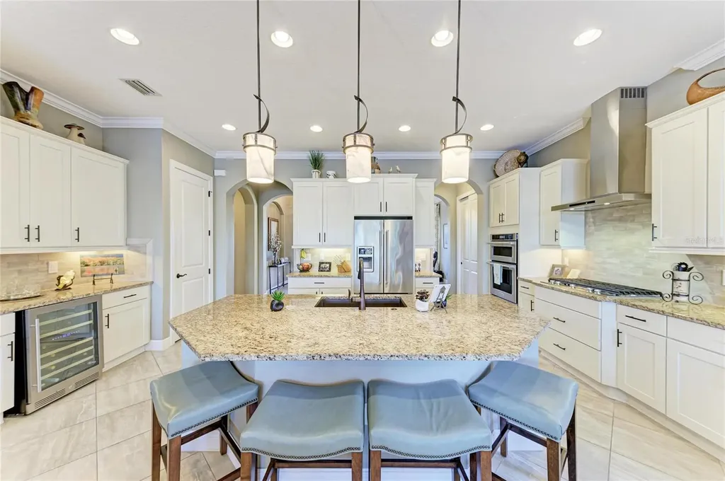 16544 Hillside Circle Bradenton FL 34202