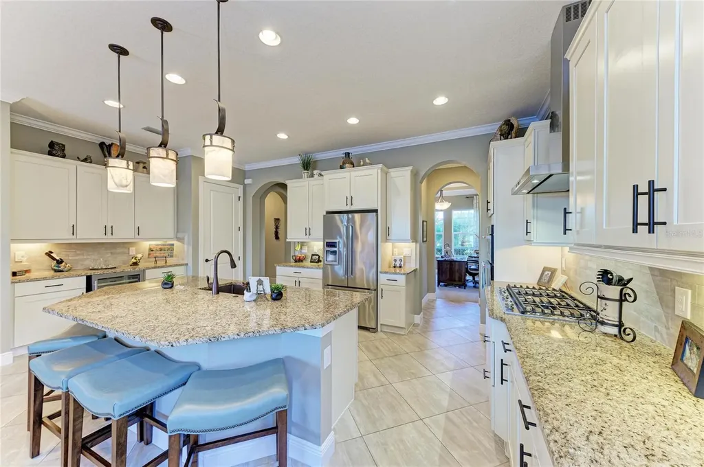 16544 Hillside Circle Bradenton FL 34202