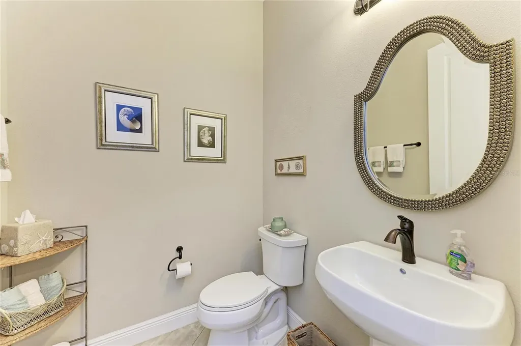 16544 Hillside Circle Bradenton FL 34202