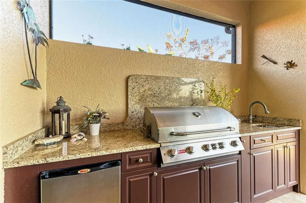 16544 Hillside Circle Bradenton FL 34202