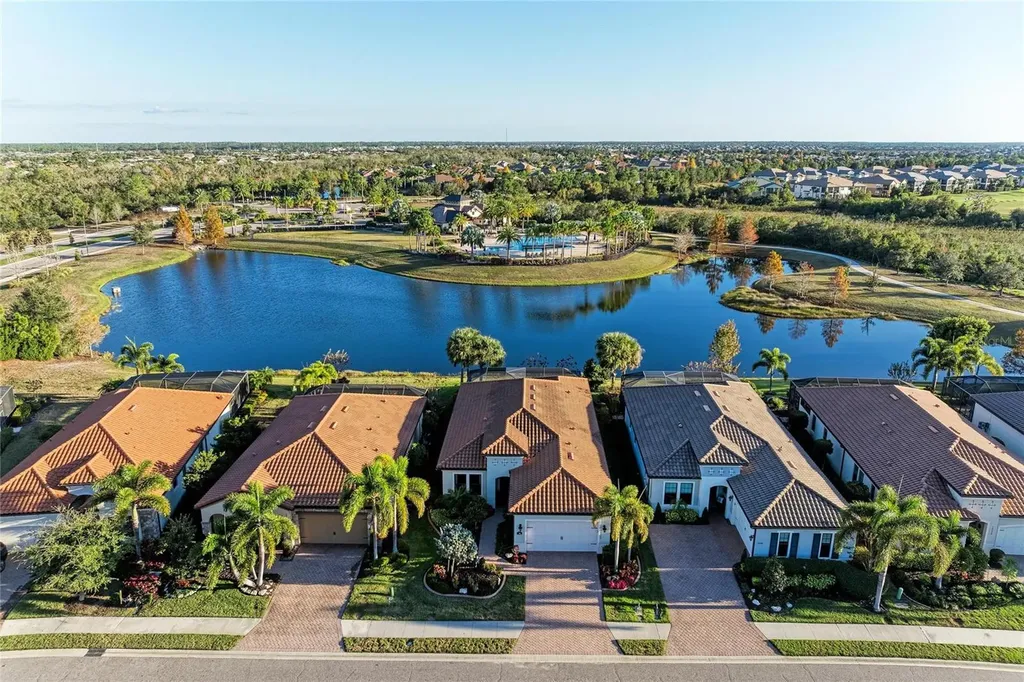 16544 Hillside Circle Bradenton FL 34202