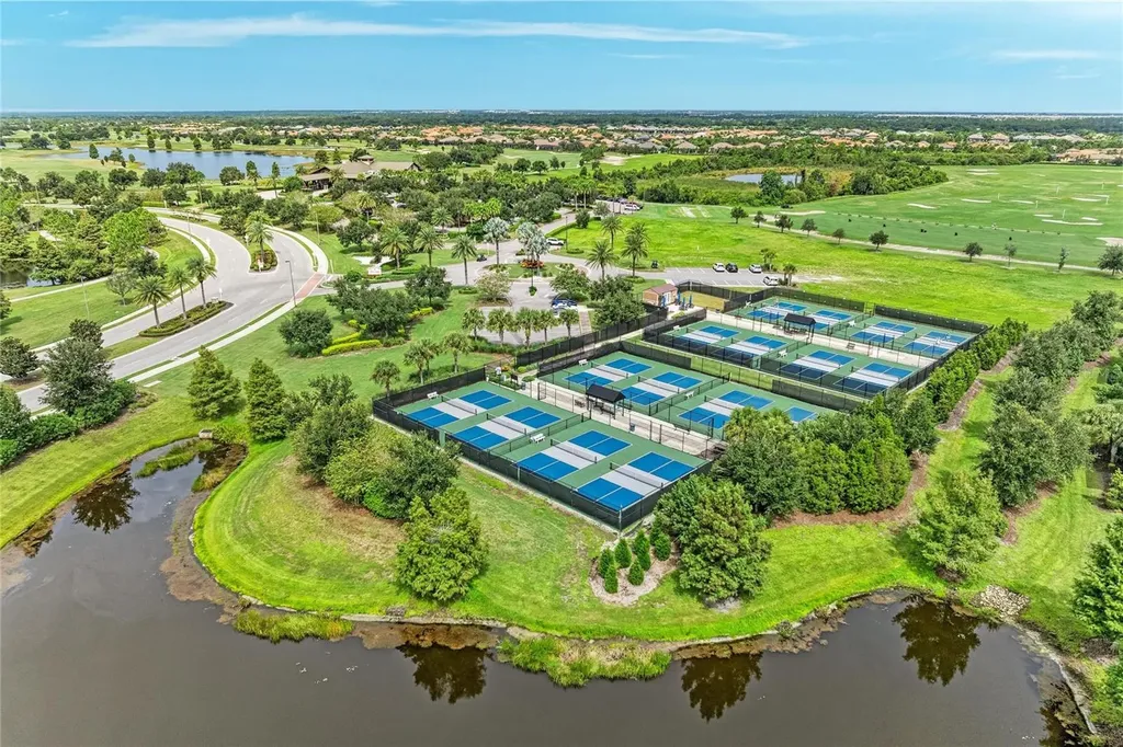 16544 Hillside Circle Bradenton FL 34202