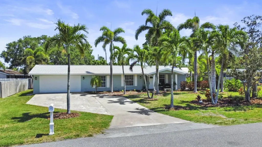 10011 46th Avenue W Bradenton FL 34210