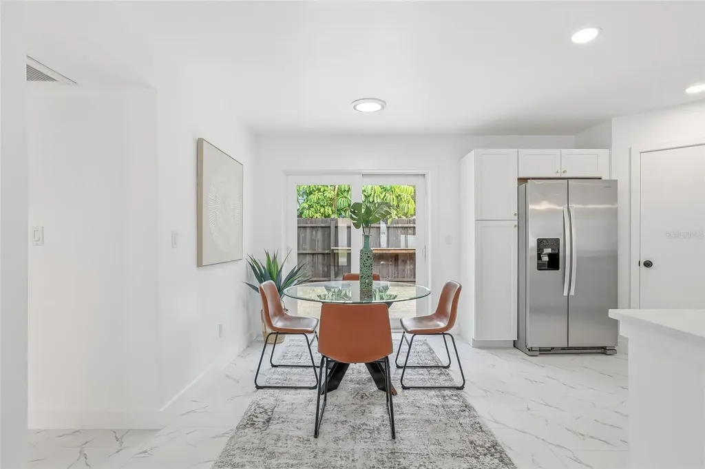 4095 Locust Street NE St Petersburg FL 33703