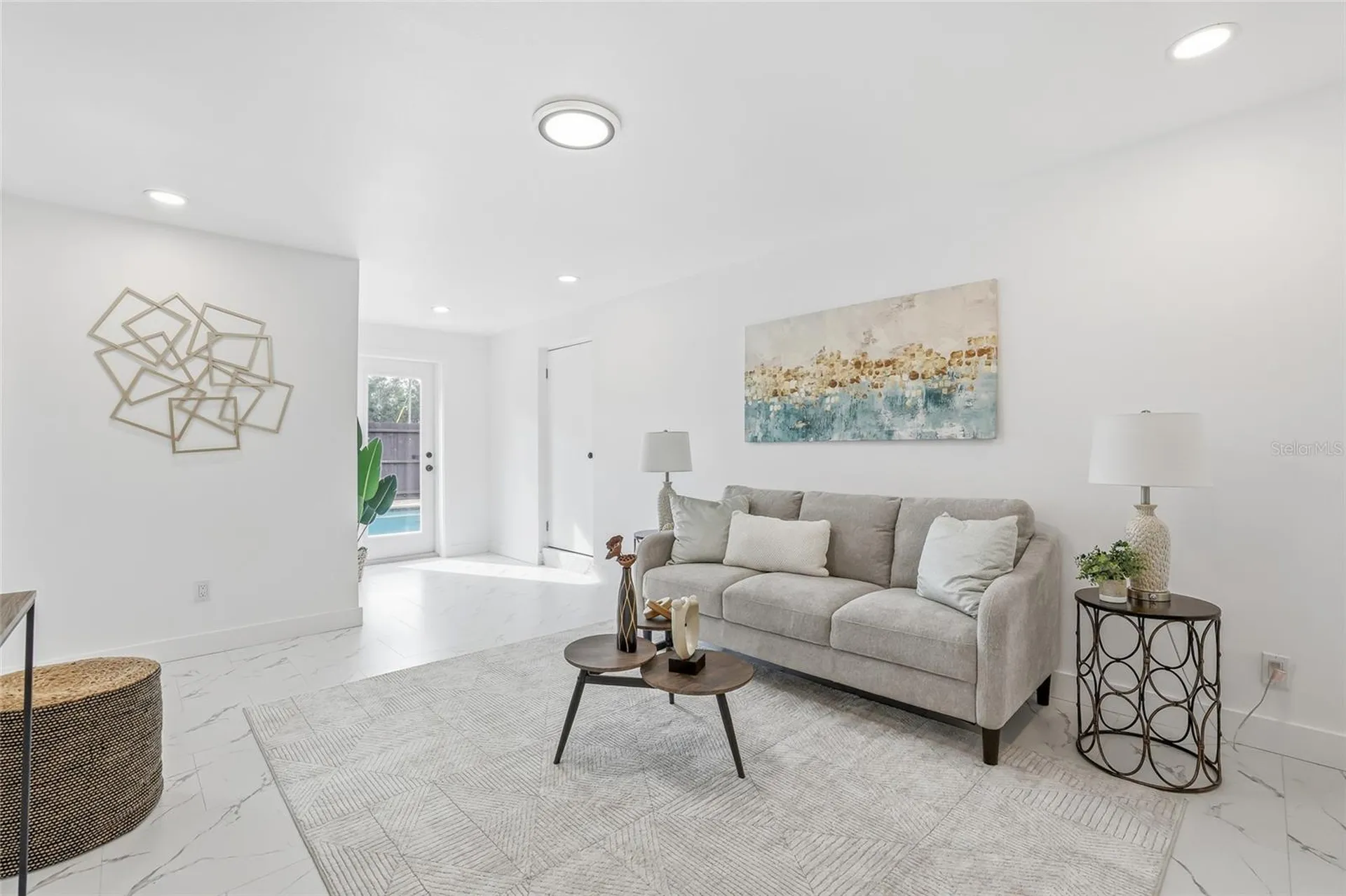 4095 Locust Street NE St Petersburg FL 33703