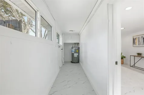 4095 Locust Street NE St Petersburg FL 33703