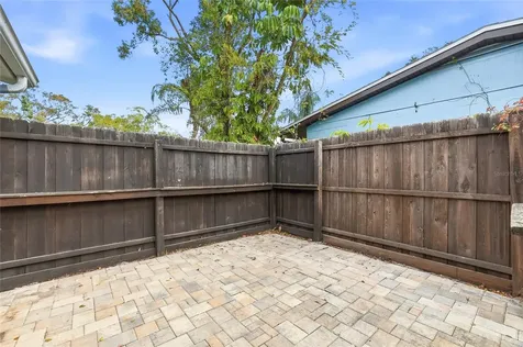 4095 Locust Street NE St Petersburg FL 33703