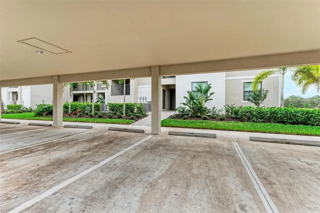 17902 Gawthrop Drive Lakewood Ranch FL 34211
