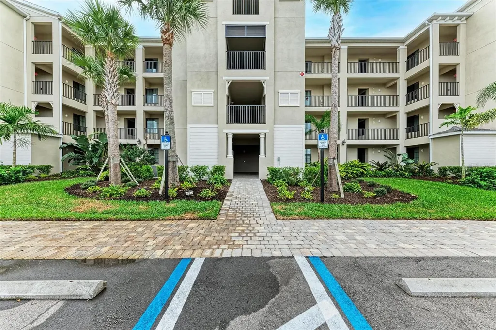 17902 Gawthrop Drive Lakewood Ranch FL 34211