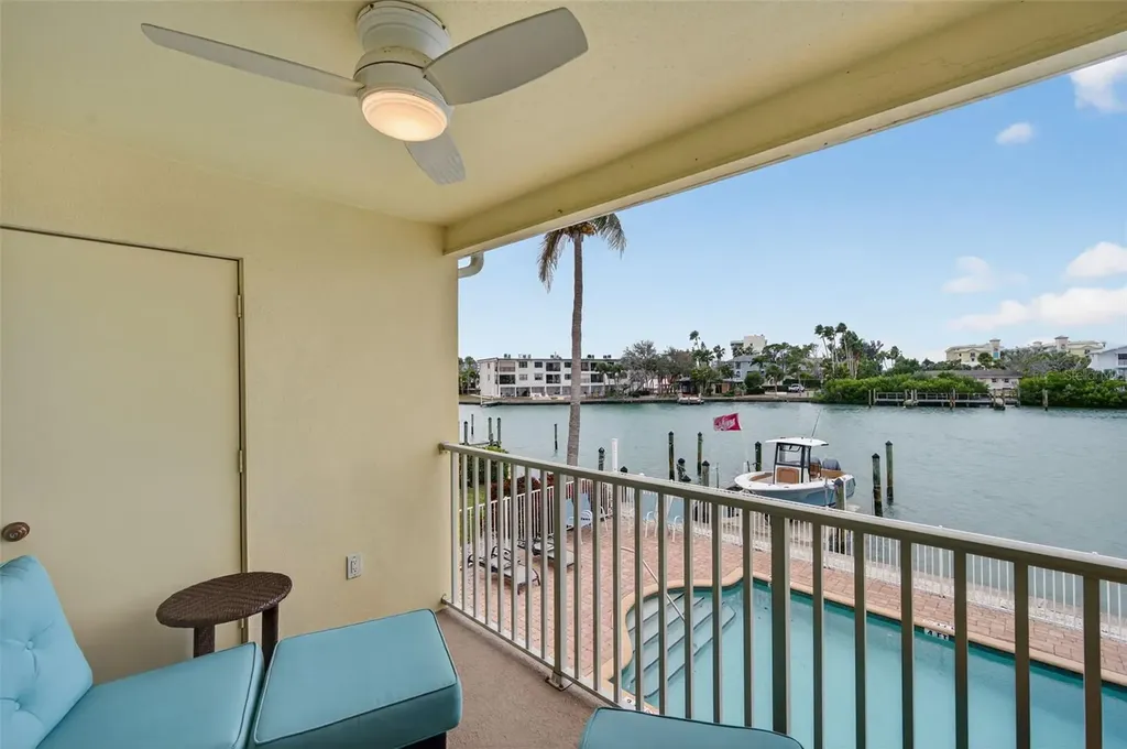 12100 Capri Circle S Treasure Island FL 33706