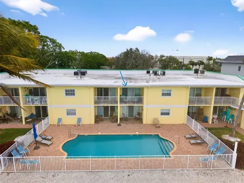 12100 Capri Circle S Treasure Island FL 33706