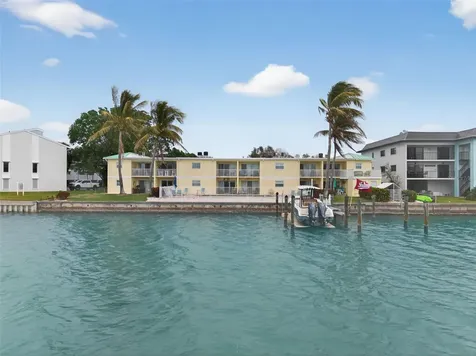 12100 Capri Circle S Treasure Island FL 33706