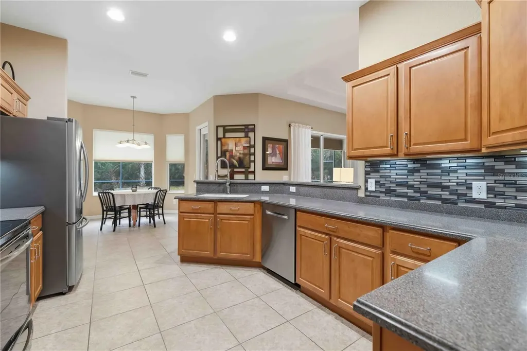 9004 Brookfield Terrace Bradenton FL 34212