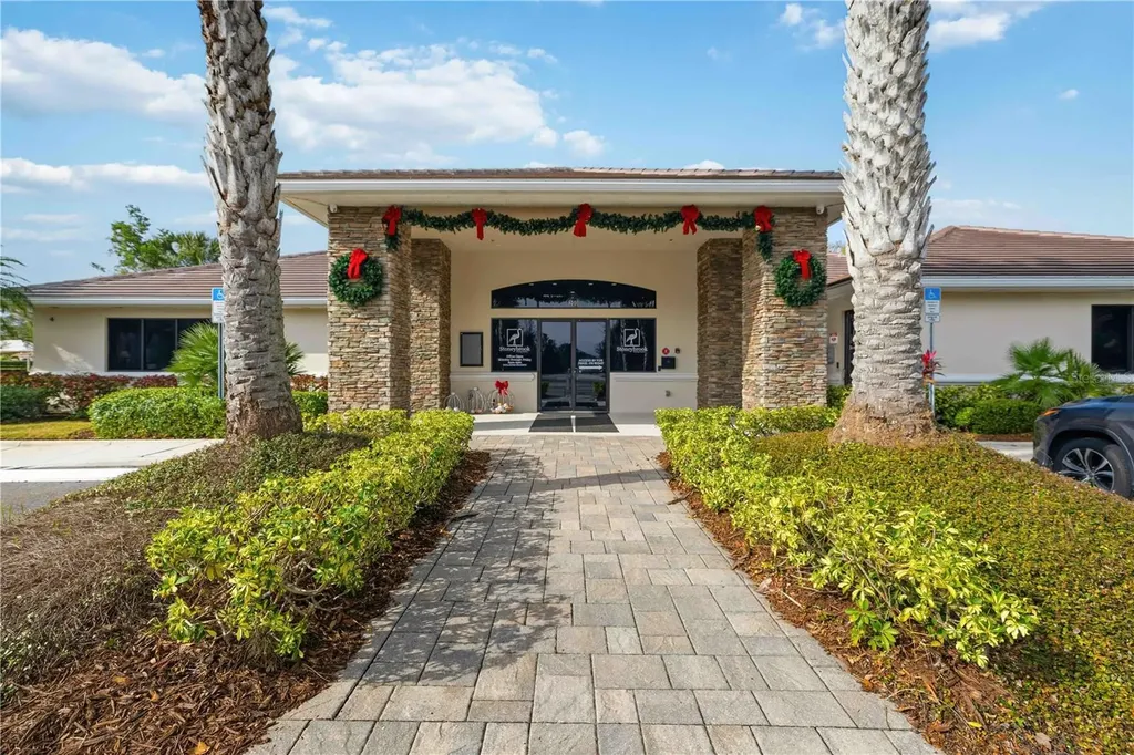 9004 Brookfield Terrace Bradenton FL 34212