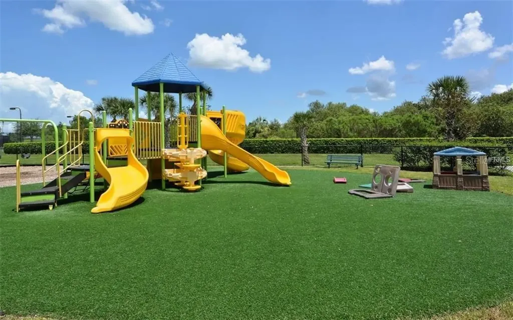 9004 Brookfield Terrace Bradenton FL 34212