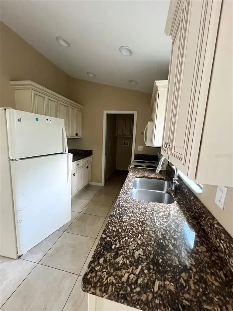 3281 Easy Street Port Charlotte FL 33952