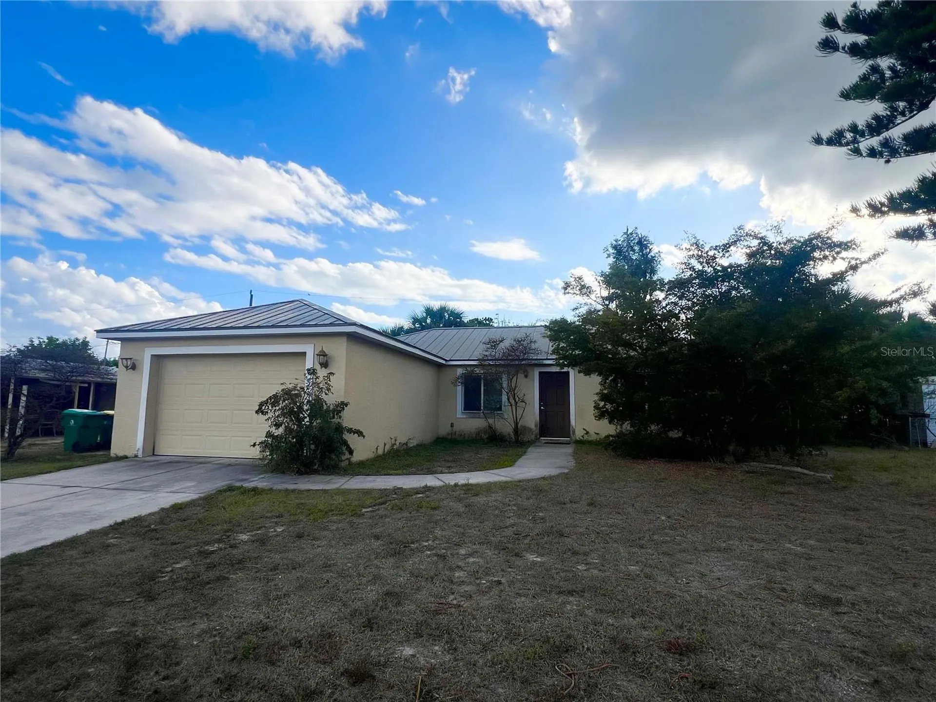 3281 Easy Street Port Charlotte FL 33952