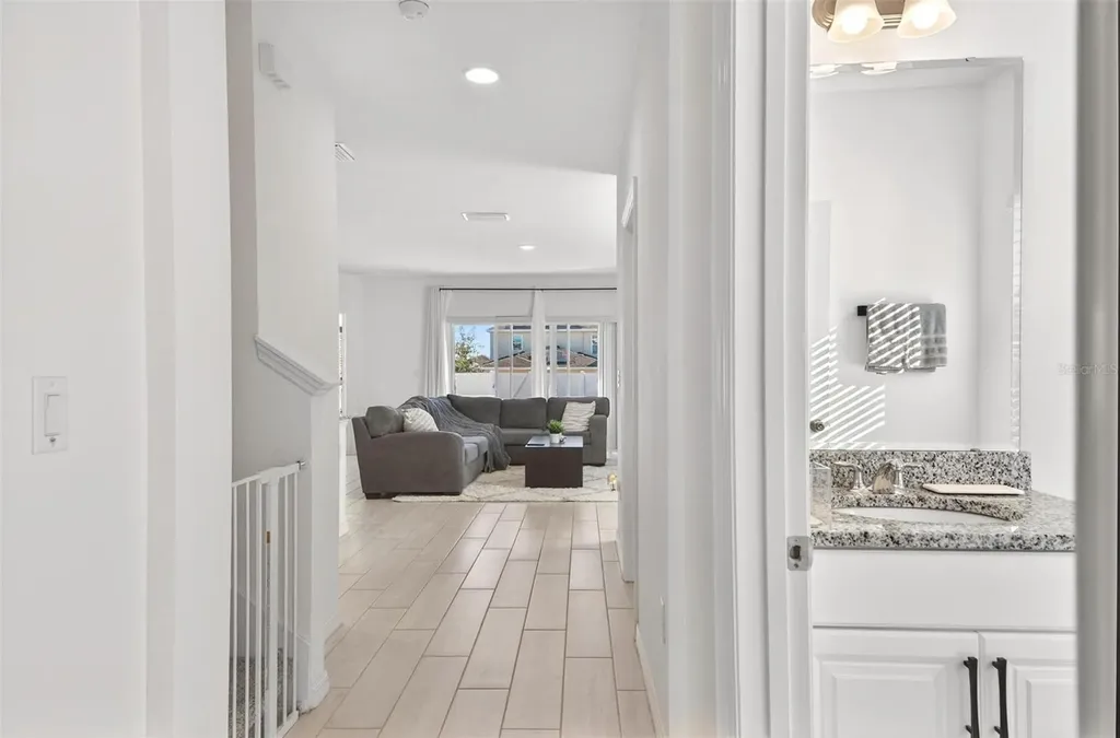 6877 Wilson Hammock Avenue Groveland FL 34736