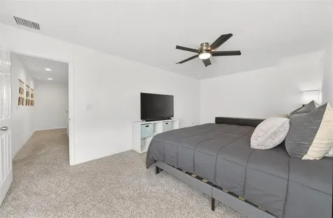 6877 Wilson Hammock Avenue Groveland FL 34736
