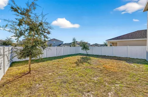 6877 Wilson Hammock Avenue Groveland FL 34736