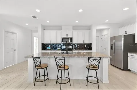 6877 Wilson Hammock Avenue Groveland FL 34736