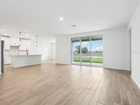 1705 Draughton Drive Zephyrhills FL 33541