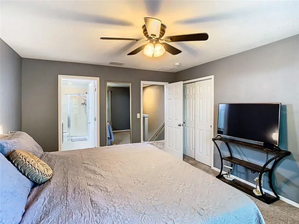 4907 White Sanderling Court Tampa FL 33619