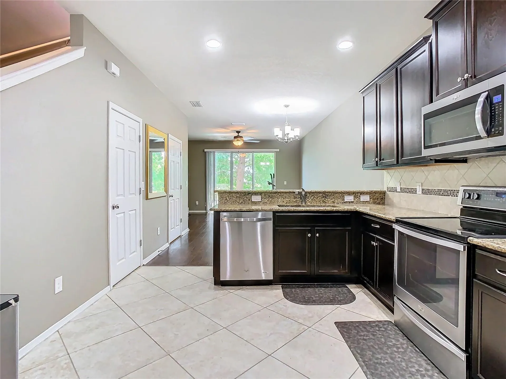 4907 White Sanderling Court Tampa FL 33619