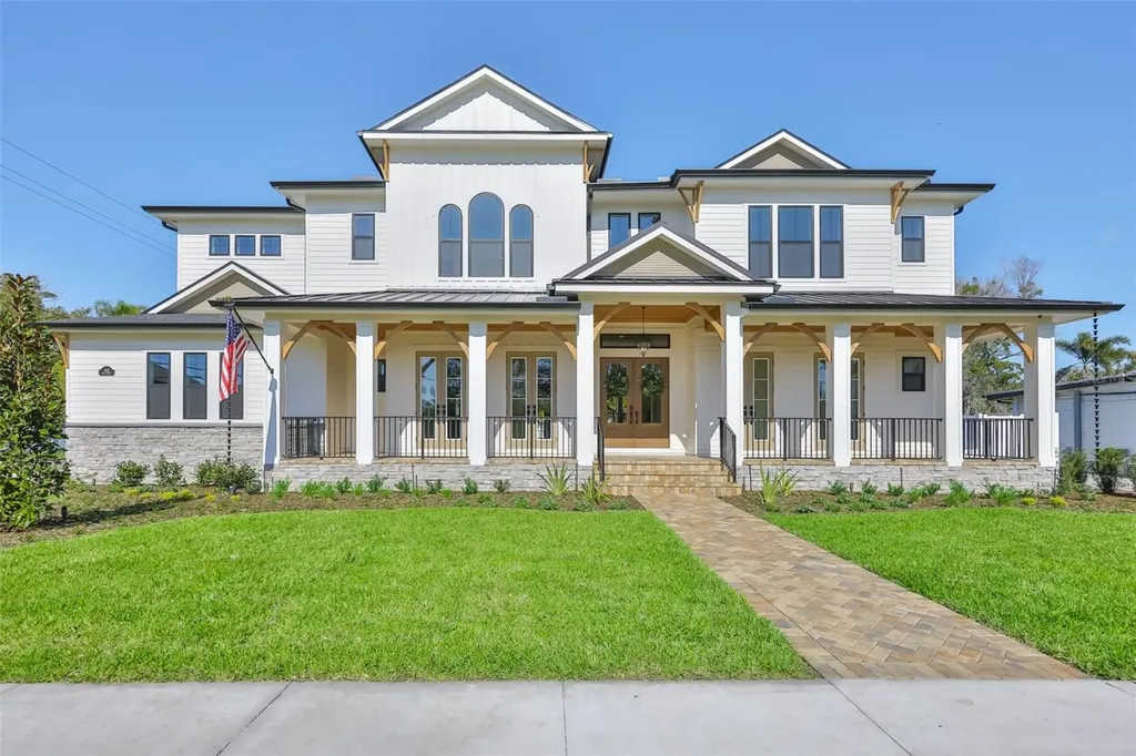 4123 W Corona Street Tampa FL 33629