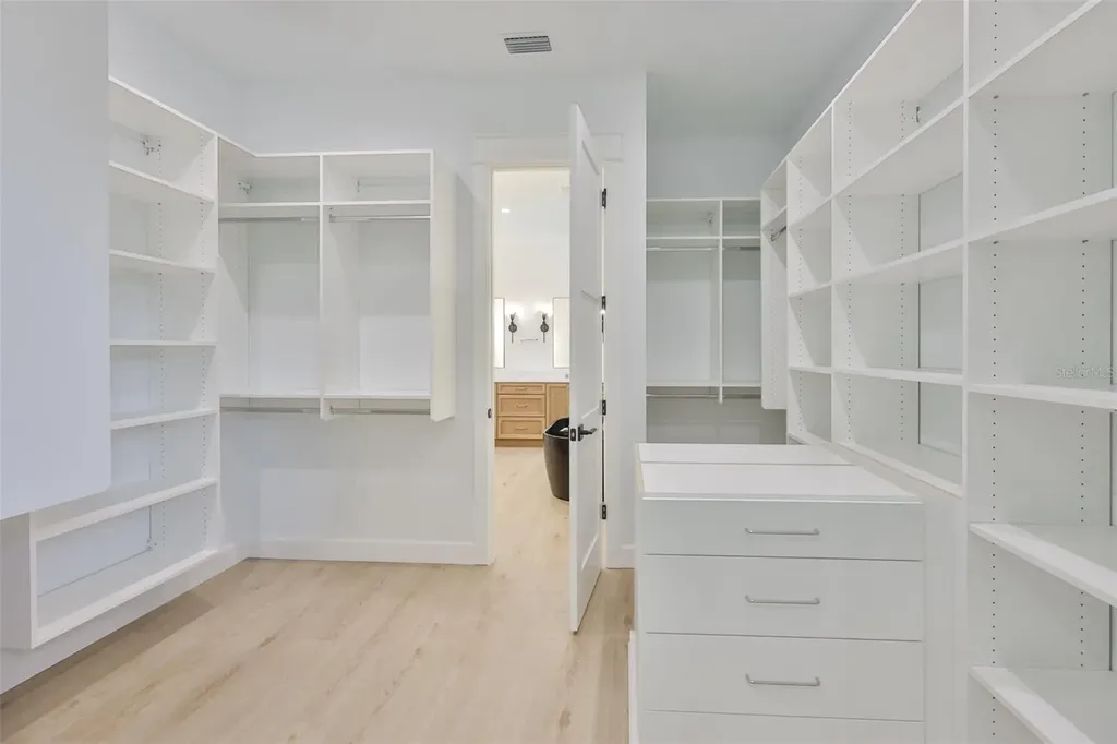 4123 W Corona Street Tampa FL 33629