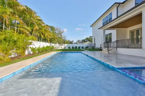 4123 W Corona Street Tampa FL 33629