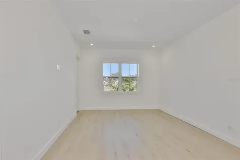 4123 W Corona Street Tampa FL 33629