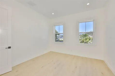 4123 W Corona Street Tampa FL 33629
